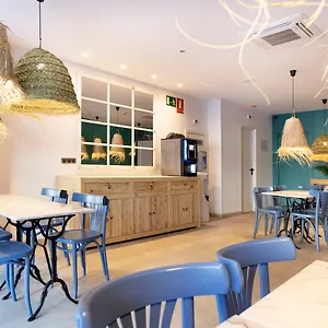 2* Guest house Yomo Bcn Port